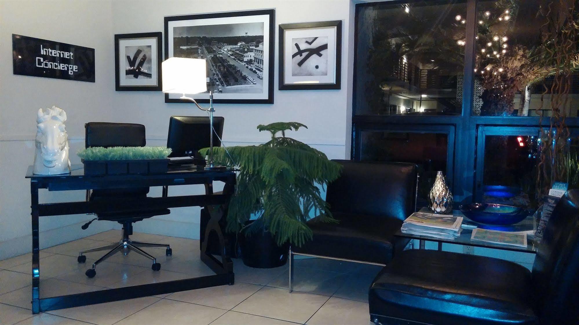 פנסקולה Sole Inn And Suites מראה חיצוני תמונה