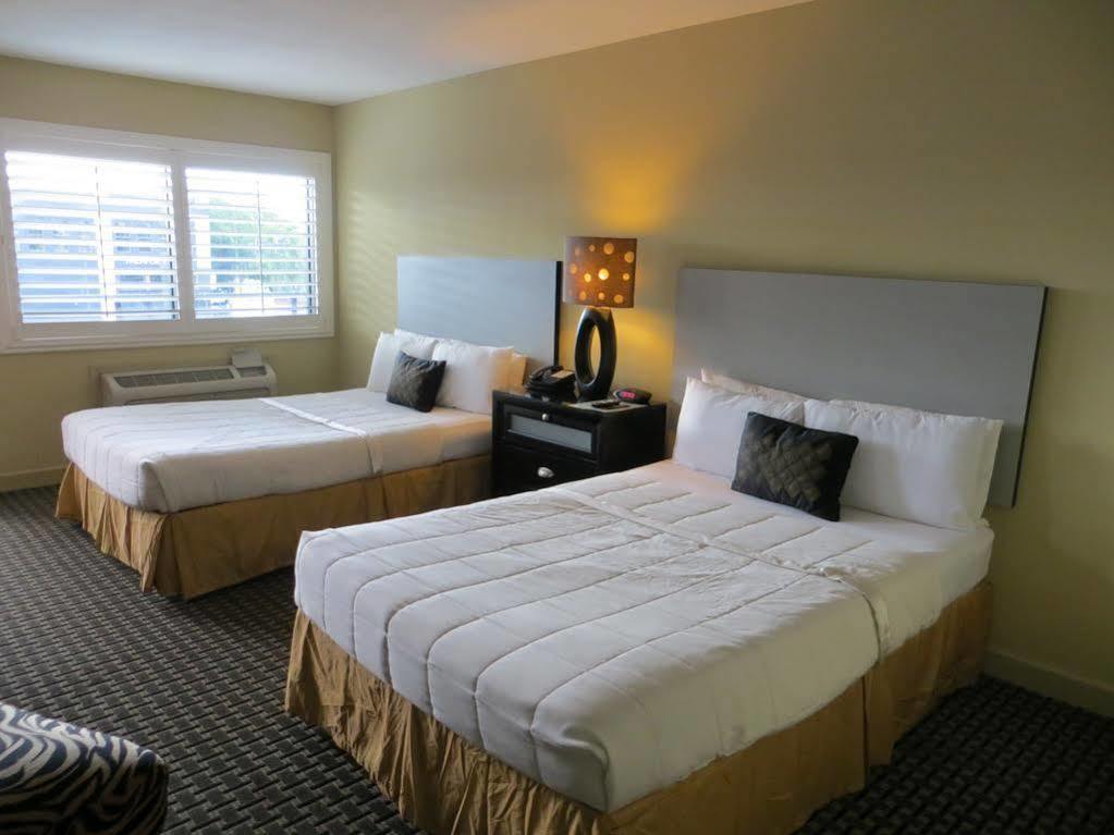 פנסקולה Sole Inn And Suites מראה חיצוני תמונה